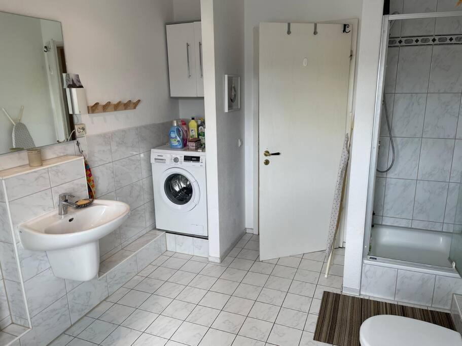 105Qm-3-Raum, Zentral, Ruhig, Gemuetlich Apartamento Leipzig Exterior foto